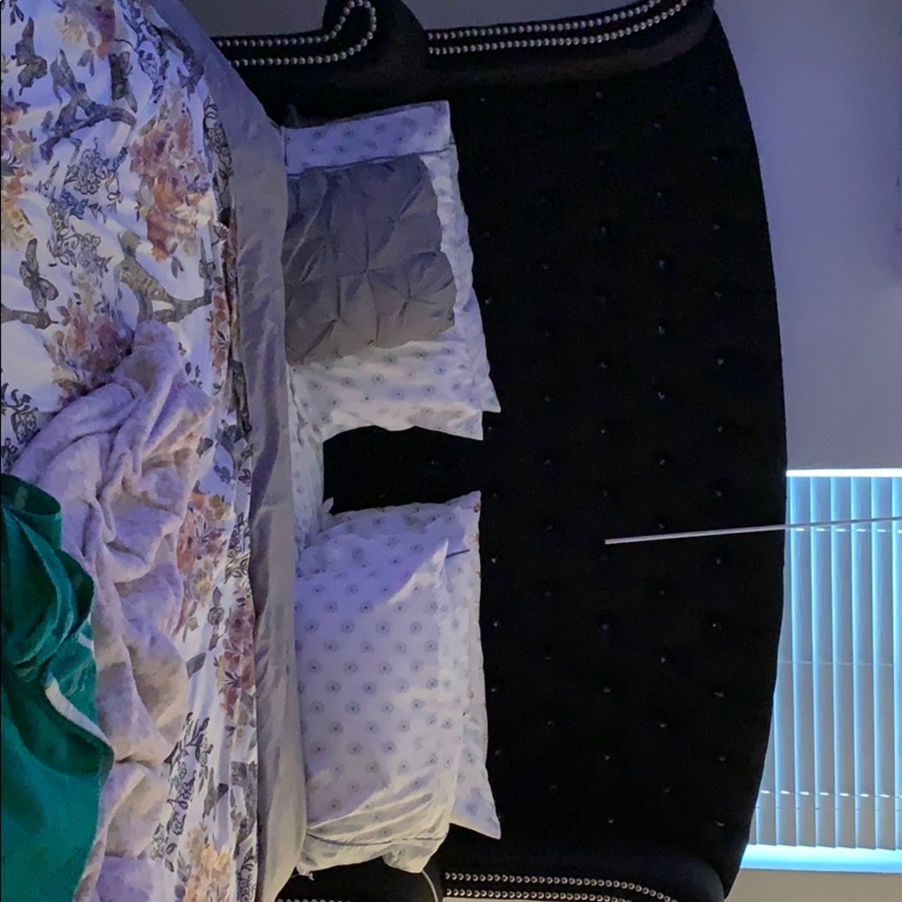 Bedroom furniture mattress including nite stand